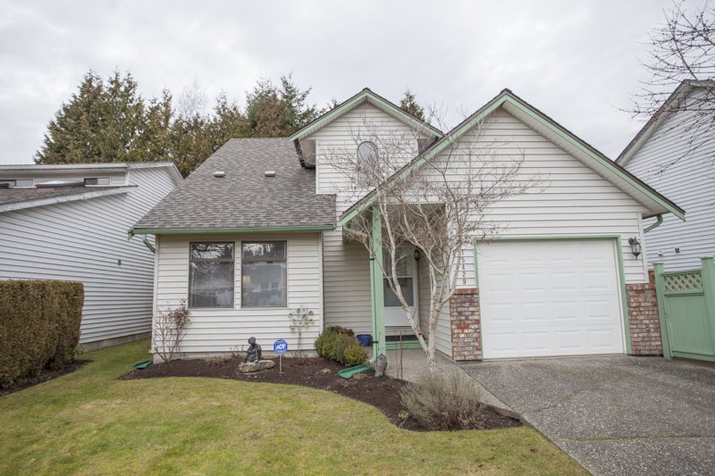 Main Photo: 15429 90TH Ave in Berkshire Park: Fleetwood Tynehead Home for sale () : MLS®# F1429712
