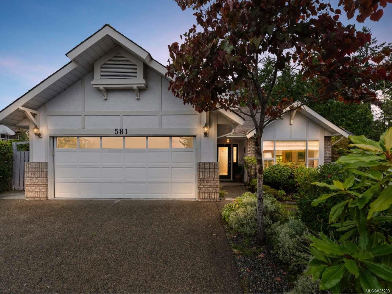 Main Photo: 581 Marine View in COBBLE HILL: ML Cobble Hill House for sale (Malahat & Area) : MLS®# 825299