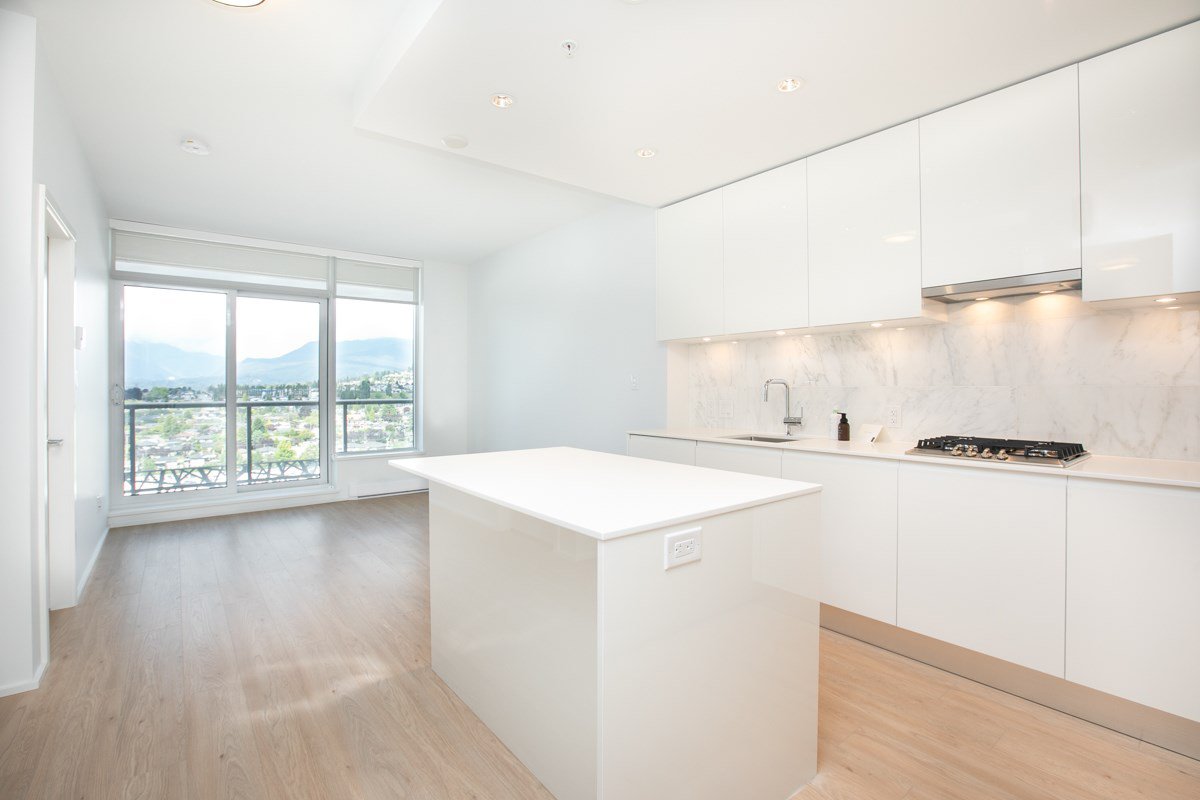 Main Photo: 1611 1955 ALPHA WAY in Burnaby: Brentwood Park Condo for sale (Burnaby North) : MLS®# R2487116