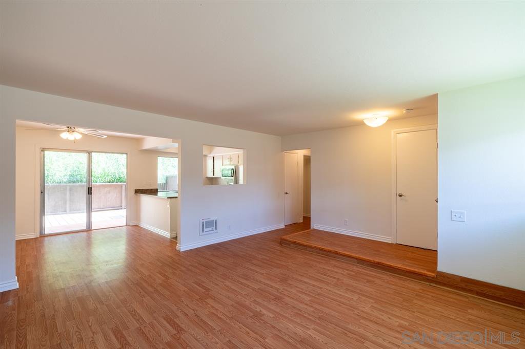 Main Photo: MISSION VALLEY Condo for sale : 2 bedrooms : 8085 Caminito De Pizza #E in San Diego
