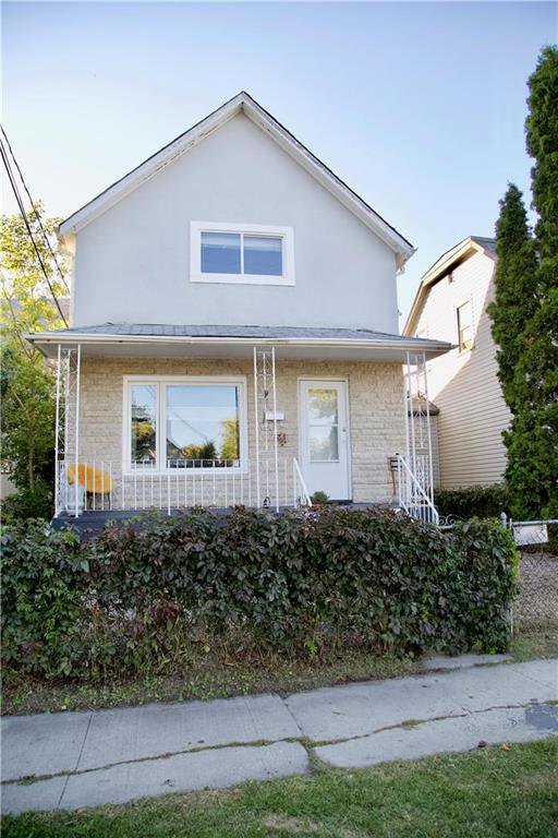 Main Photo: 260 Reitta Street in Winnipeg: Weston Residential for sale (5D) : MLS®# 202023186