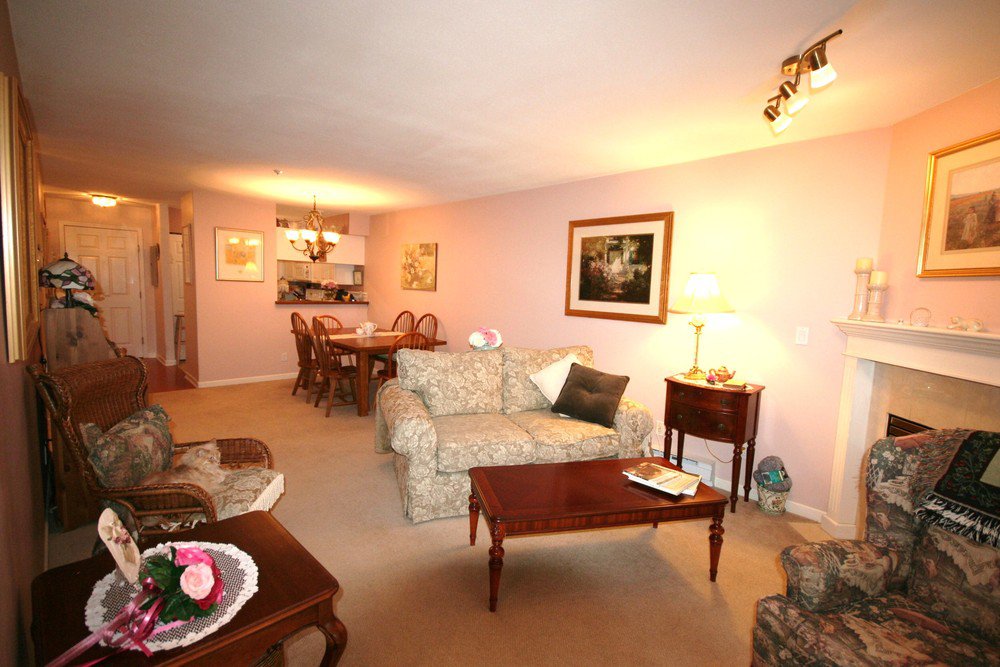 Main Photo: 210 5788 VINE Street in Vineyard: Home for sale : MLS®# V873566