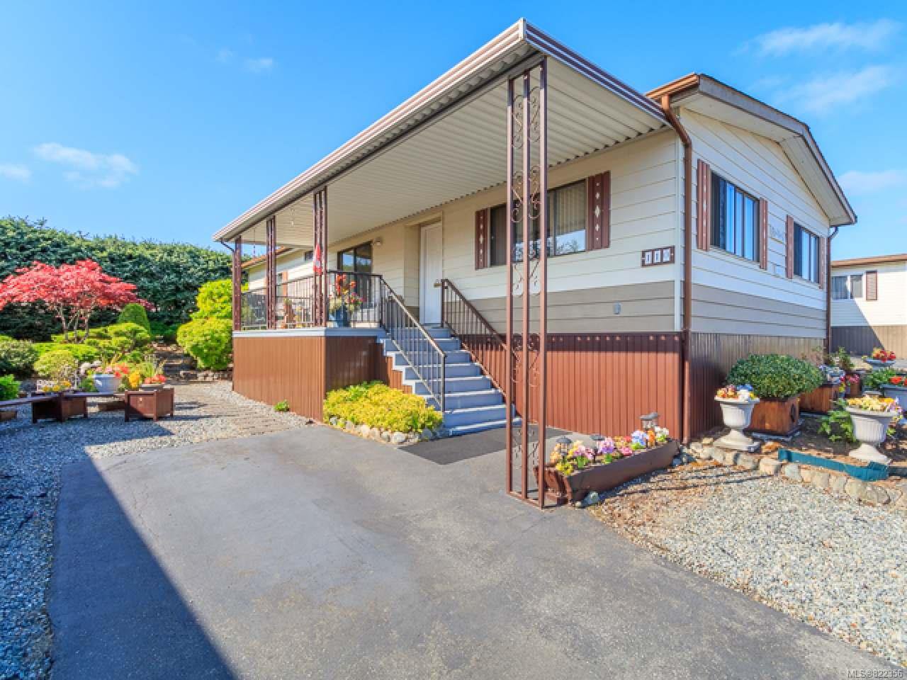 Main Photo: 110 6325 Metral Dr in NANAIMO: Na Pleasant Valley Manufactured Home for sale (Nanaimo) : MLS®# 822356