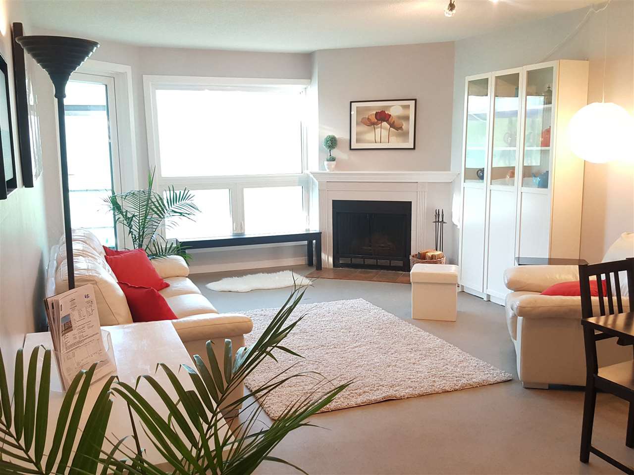 Main Photo: 203 607 E 8TH AVENUE in Vancouver: Mount Pleasant VE Condo for sale (Vancouver East) : MLS®# R2374774
