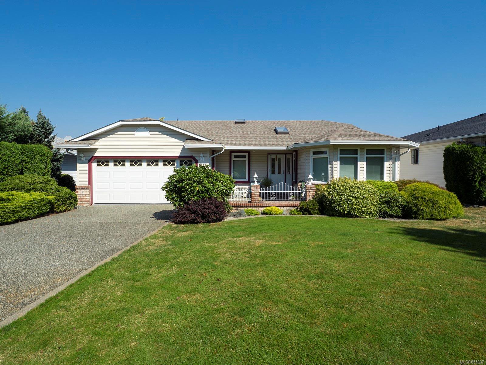 Main Photo: 5168 Coach House Dr in : Na North Nanaimo House for sale (Nanaimo) : MLS®# 855607
