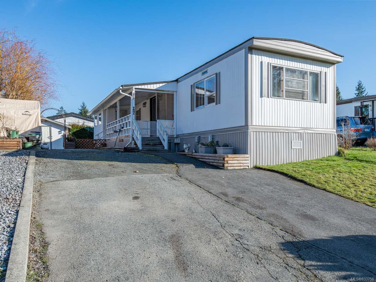 Main Photo: 17 61 12th St in NANAIMO: Na Chase River Manufactured Home for sale (Nanaimo) : MLS®# 833758