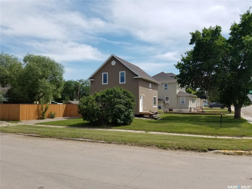 Main Photo: 101 5th Avenue East in Unity: Residential for sale : MLS®# SK831954