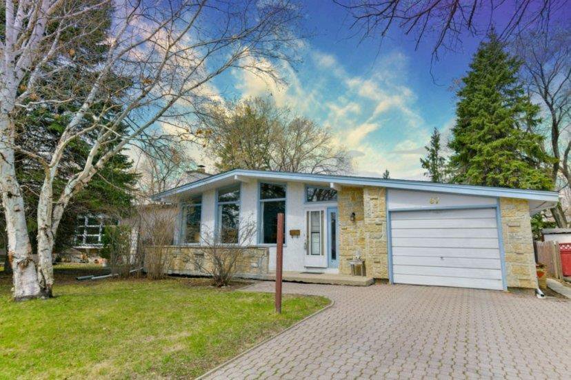 Main Photo: 87 Leeds Avenue in Winnipeg: Fort Richmond Residential for sale (1K) : MLS®# 202009494