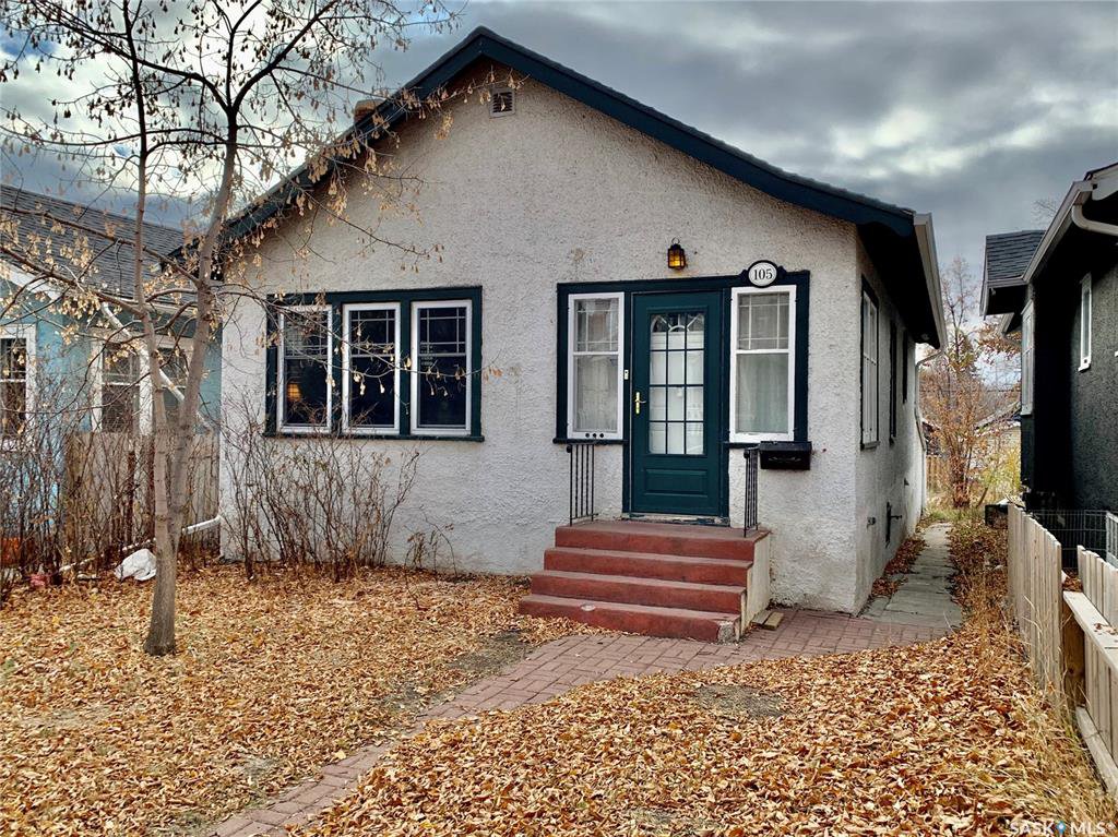 Main Photo: 105 28th Street West in Saskatoon: Caswell Hill Residential for sale : MLS®# SK831226