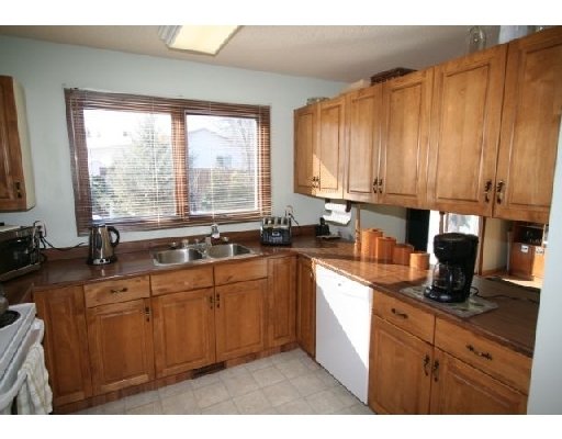 Main Photo: 573 CHALFONT RD in WINNIPEG: Charleswood Residential for sale (West Winnipeg) : MLS®# 2903027