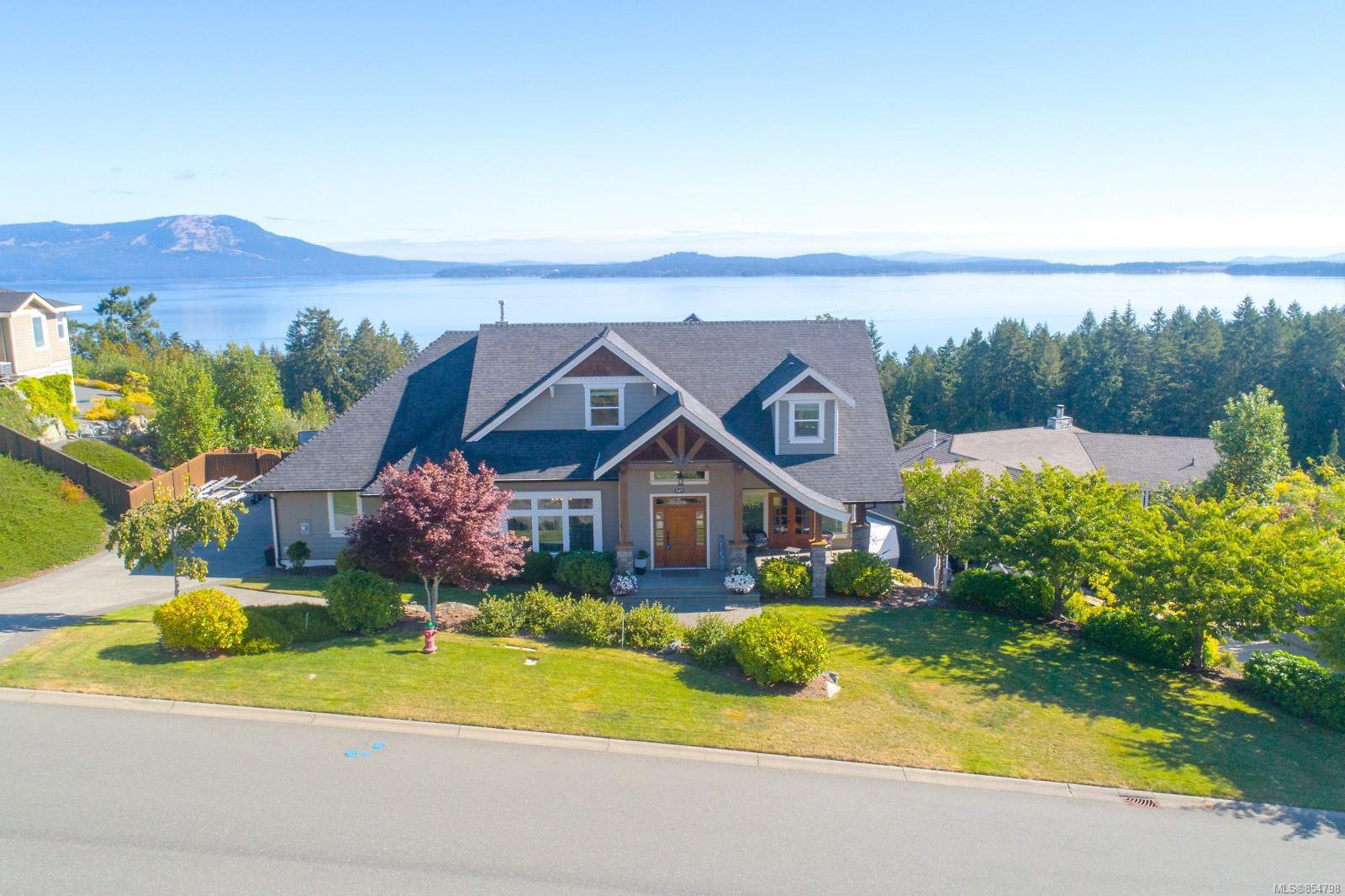 Main Photo: 547 Sentinel Dr in : ML Mill Bay Single Family Detached for sale (Malahat & Area) : MLS®# 854798
