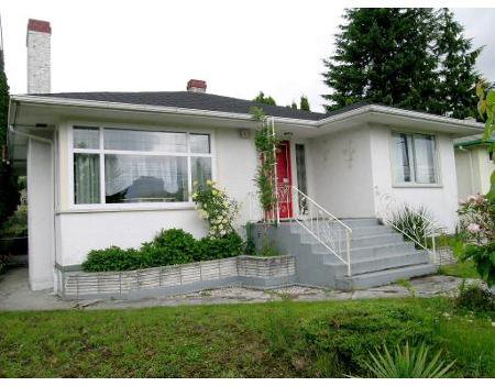 Main Photo: 8151 10TH AV in Burnaby: House for sale (East Burnaby) : MLS®# V593055