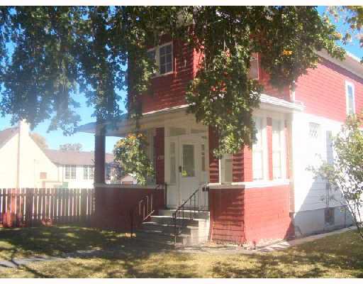 Main Photo: 150 TRAVERSE Avenue in WINNIPEG: St Boniface Single Family Detached for sale (South East Winnipeg) : MLS®# 2716495