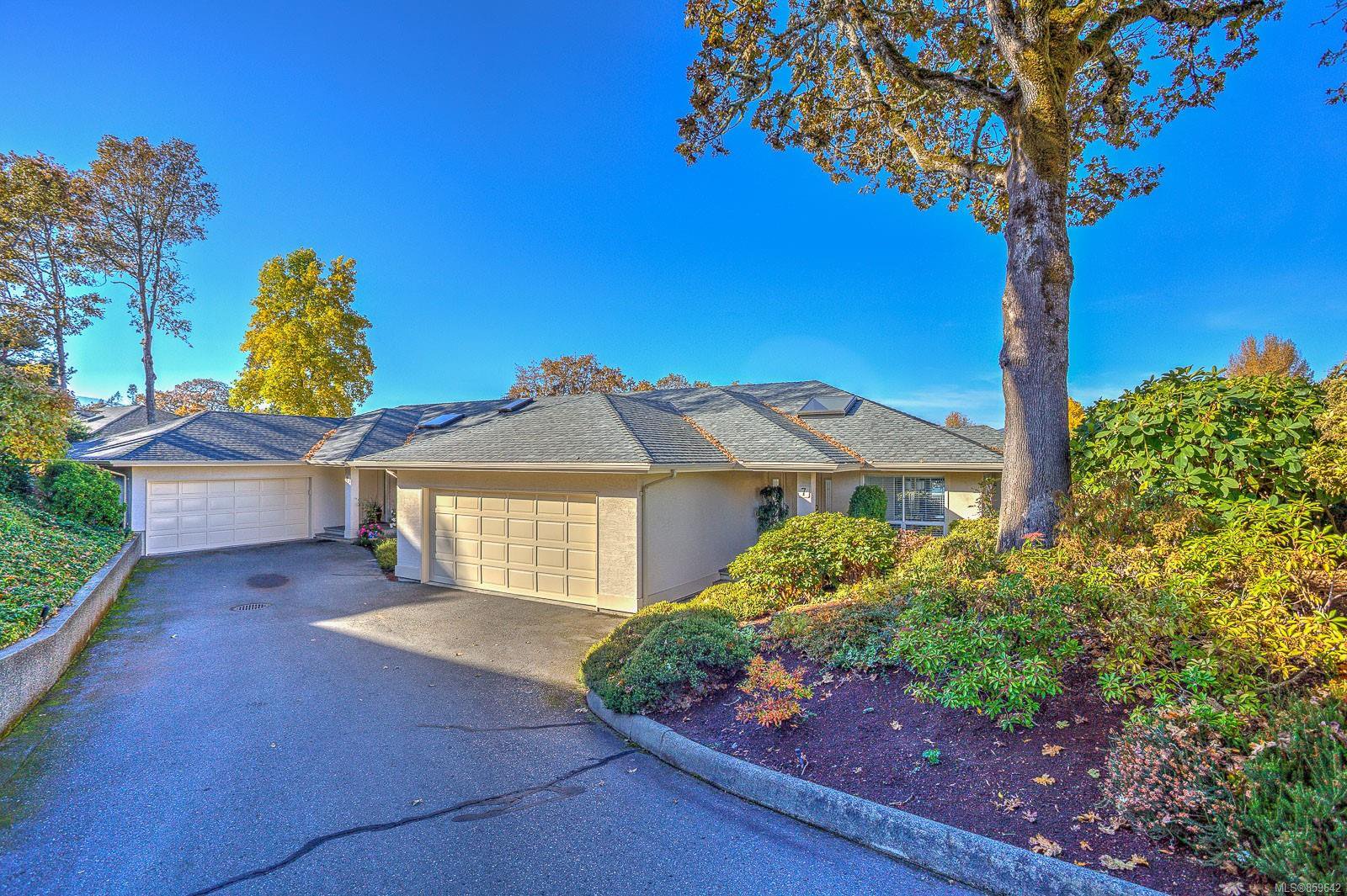 Main Photo: 7 6038 Sterling Dr in : Du East Duncan Half Duplex for sale (Duncan) : MLS®# 859642