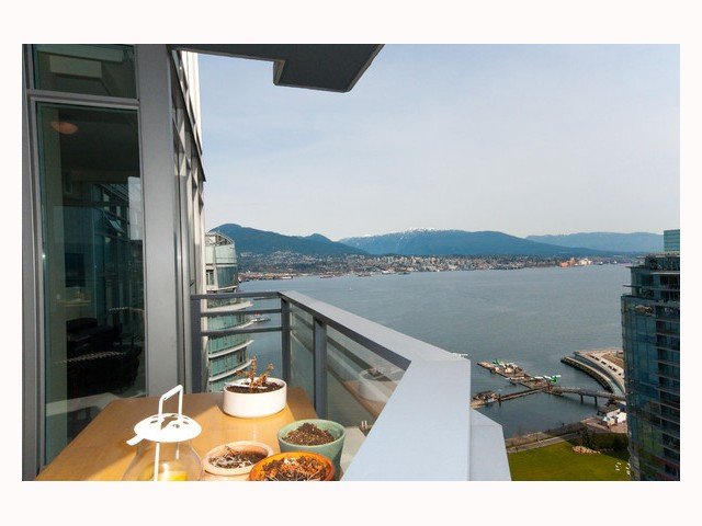 Main Photo: 2804 - 1205 W. Hastings Street in Vancouver: Coal Harbour Condo for sale in "CIELO" (Vancouver West) : MLS®# V817933