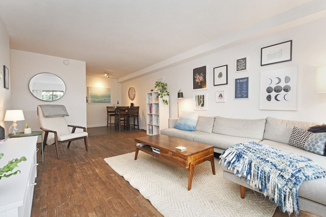 Main Photo: 106 1825 W 8TH AVENUE in Vancouver: Kitsilano Condo for sale (Vancouver West) : MLS®# R2386979