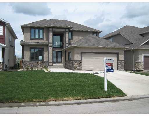 Main Photo: 51 VADEBONCOEUR Drive in WINNIPEG: St Vital Single Family Detached for sale (South East Winnipeg) : MLS®# 2711841