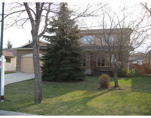 Main Photo: 58 GROVELAND Bay in WINNIPEG: Fort Garry / Whyte Ridge / St Norbert Residential for sale (South Winnipeg) : MLS®# 2719346