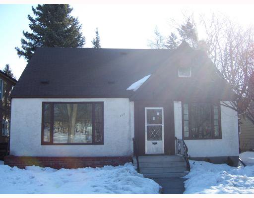 Main Photo: 448 BROCK Street in WINNIPEG: River Heights / Tuxedo / Linden Woods Residential for sale (South Winnipeg) : MLS®# 2803760