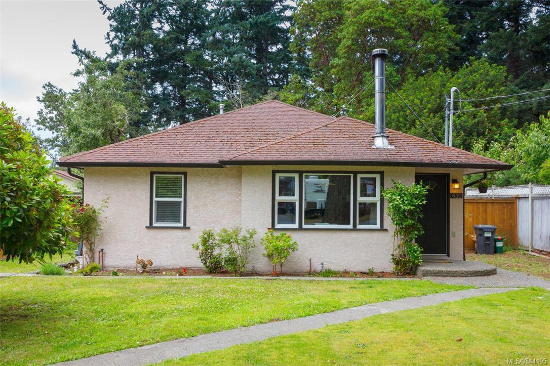 Main Photo: 630 Kildew Rd in Colwood: Co Hatley Park Single Family Detached for sale : MLS®# 844195