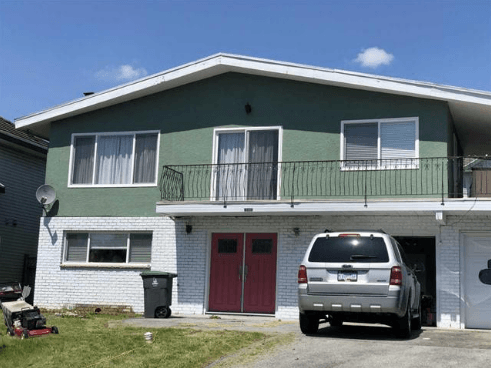 Main Photo: 18463 56 Avenue in Surrey: Cloverdale BC House for sale : MLS®# R2474731