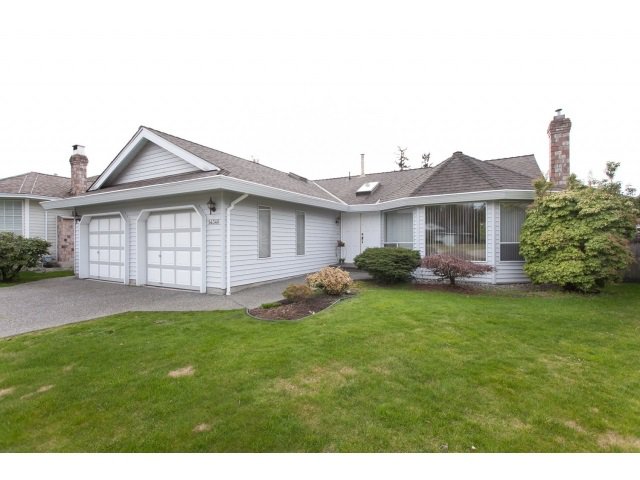 Main Photo: 14346 19TH AVENUE in Surrey: Sunnyside Park Surrey House for sale (South Surrey White Rock) : MLS®# R2040244