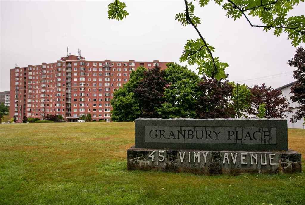 Main Photo: 1015 45 Vimy Avenue in Halifax: 5-Fairmount, Clayton Park, Rockingham Residential for sale (Halifax-Dartmouth) : MLS®# 202020997