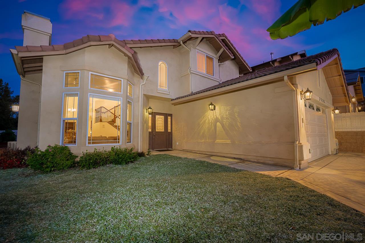 Main Photo: LEMON GROVE House for sale : 4 bedrooms : 2535 69th St