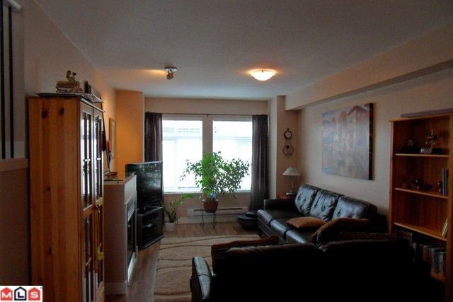Main Photo: # 32 19448 68TH AV in Surrey: Condo for sale : MLS®# F1108299