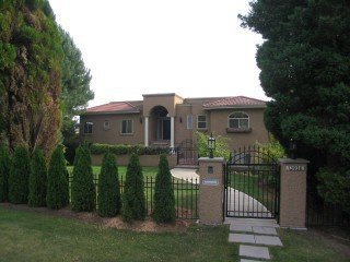 Main Photo: 13936 Marine Drive: White Rock Home for sale () : MLS®# F2521390