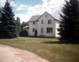 Main Photo: in GRUNTHAL: Manitoba Other Farm for sale : MLS®# 9819855