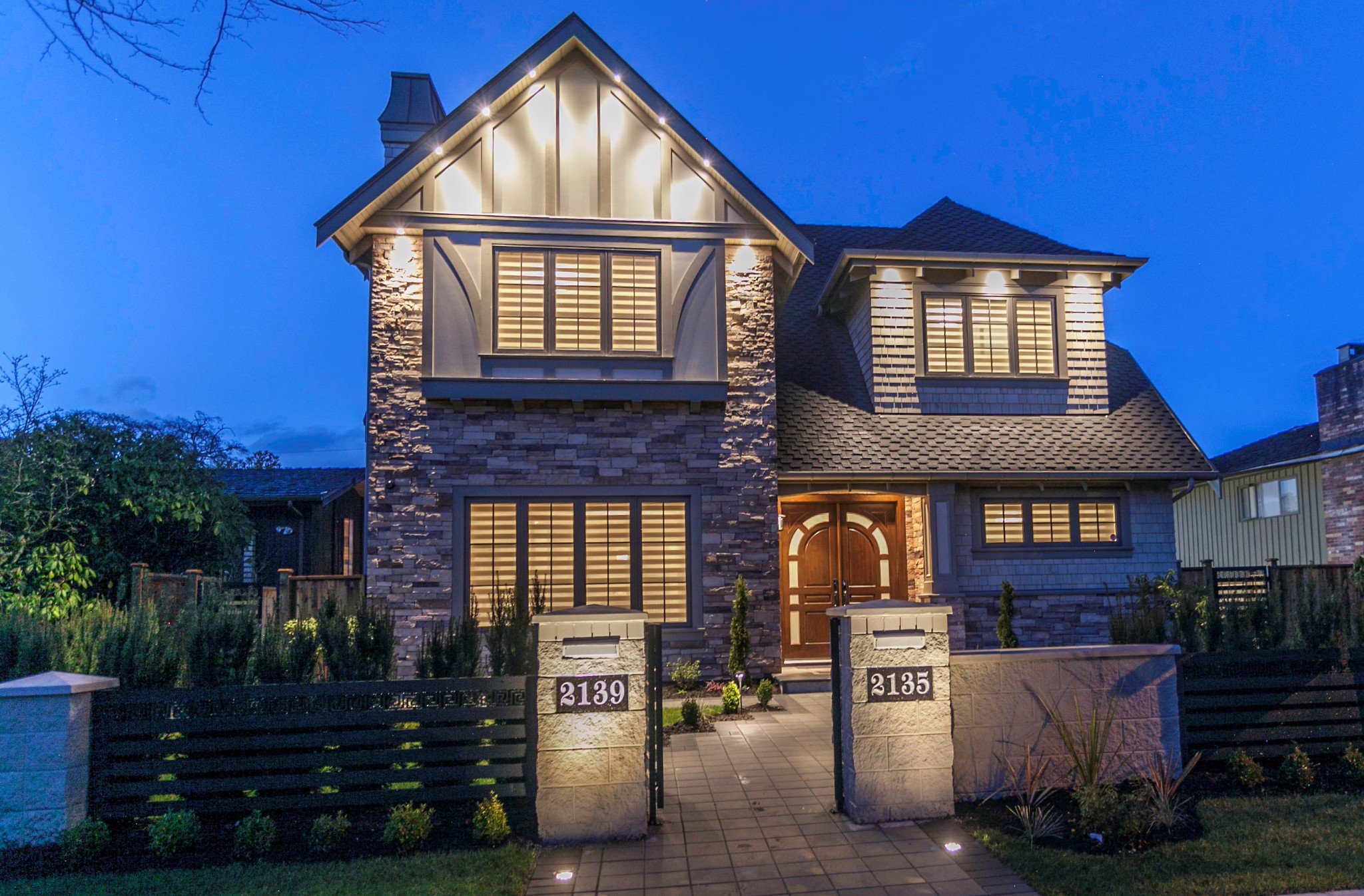Main Photo: 2135 West 32nd Ave. in Vancouver: Quilchena House for sale (Vancouver West) : MLS®# R2063634