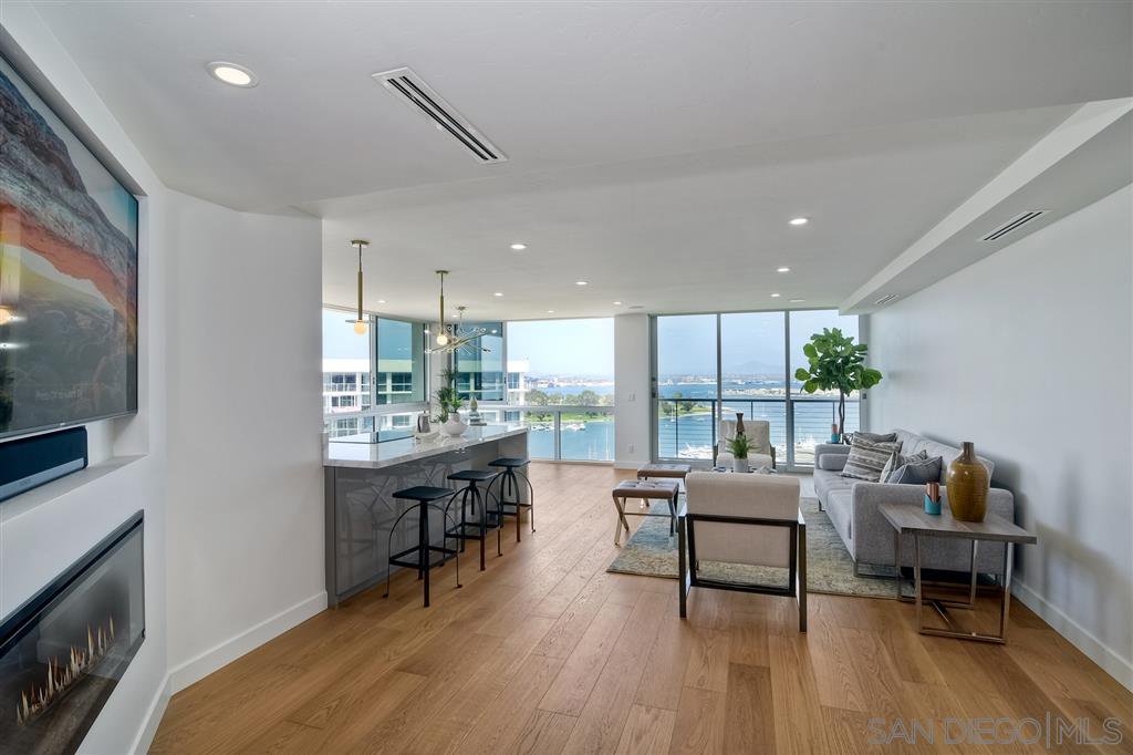 Main Photo: CORONADO SHORES Condo for sale : 3 bedrooms : 1720 Avenida Del Mundo #1608 in Coronado