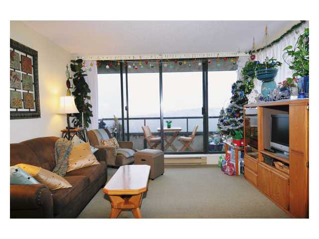 Main Photo: # 2204 3970 CARRIGAN CT in Burnaby: Government Road Condo for sale in "DISCOVER PLACE" (Burnaby North) : MLS®# V861085
