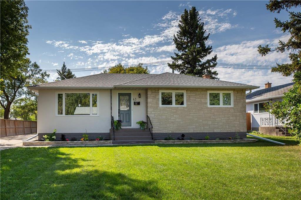 Main Photo: 43 Blueberry Bay in Winnipeg: Windsor Park Residential for sale (2G) : MLS®# 202021063