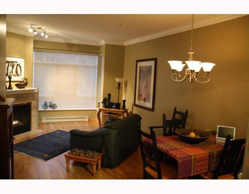 Main Photo: 311 630 ROCHE POINT DR, Roche Point, North Vancouver, BC, V7H 3A1 in North Vancouver: Roche Point Residential Attached for sale : MLS®# V751083