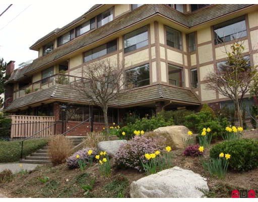 Main Photo: 109 1368 Foster Street in White Rock: 1/2 Duplex for sale : MLS®# F2906480