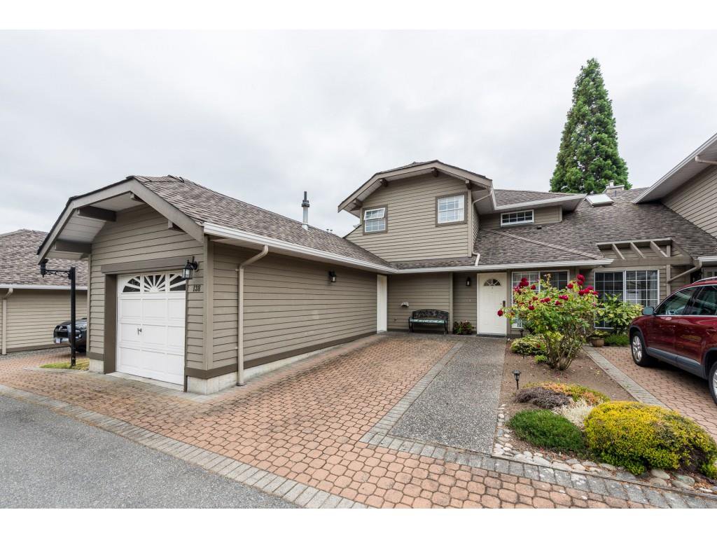 Main Photo: 138 16275 15 AVENUE in Surrey: King George Corridor Townhouse for sale (South Surrey White Rock) : MLS®# R2401713
