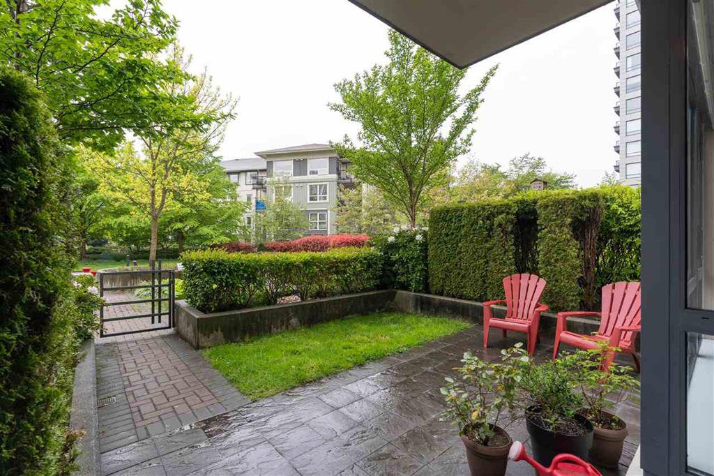 Main Photo: 113 3588 Crowley Drive in Vancouver: Collingwood VE Condo for sale (Vancouver East) : MLS®# R2456062