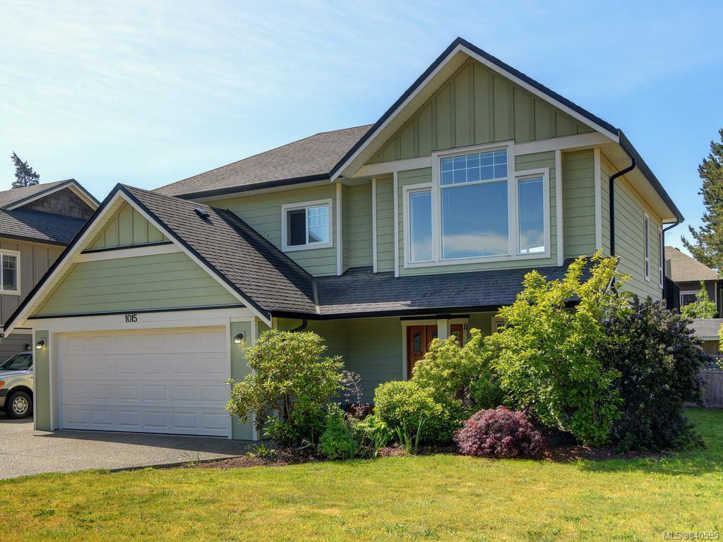 Main Photo: 1015 Englewood Ave in Langford: La Happy Valley House for sale : MLS®# 840595
