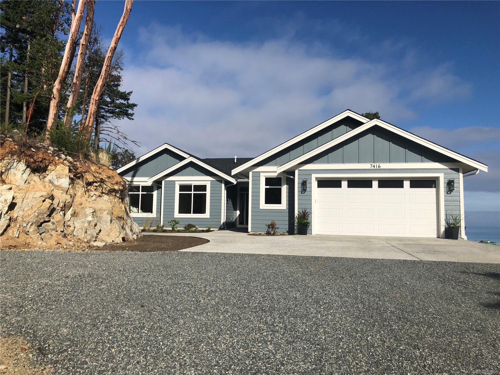 Main Photo: 7416 High Ridge Cres in : Na Upper Lantzville House for sale (Nanaimo) : MLS®# 857605