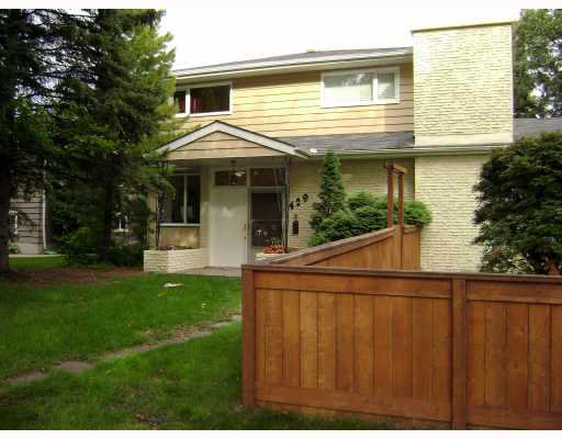 Main Photo: 429 KELVIN Boulevard in WINNIPEG: River Heights / Tuxedo / Linden Woods Residential for sale (South Winnipeg) : MLS®# 2817031