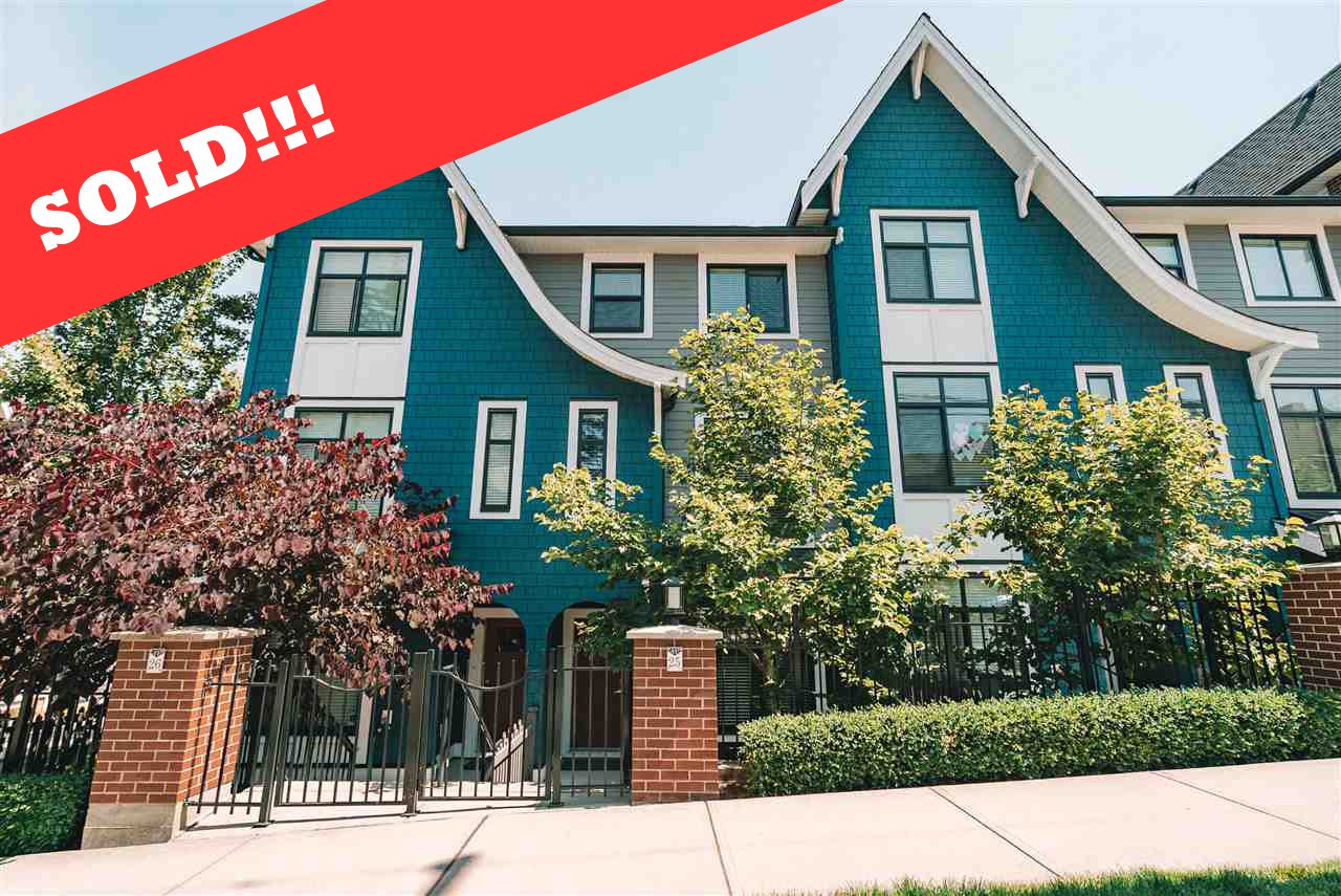 Main Photo: 25 2888 156 STREET in Surrey: Grandview Surrey Townhouse for sale (South Surrey White Rock) : MLS®# R2478245