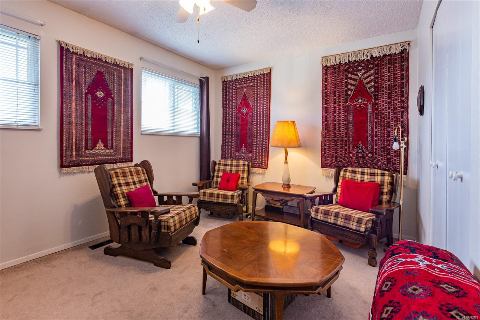 vancouver island rancher homes : comox valley rancher