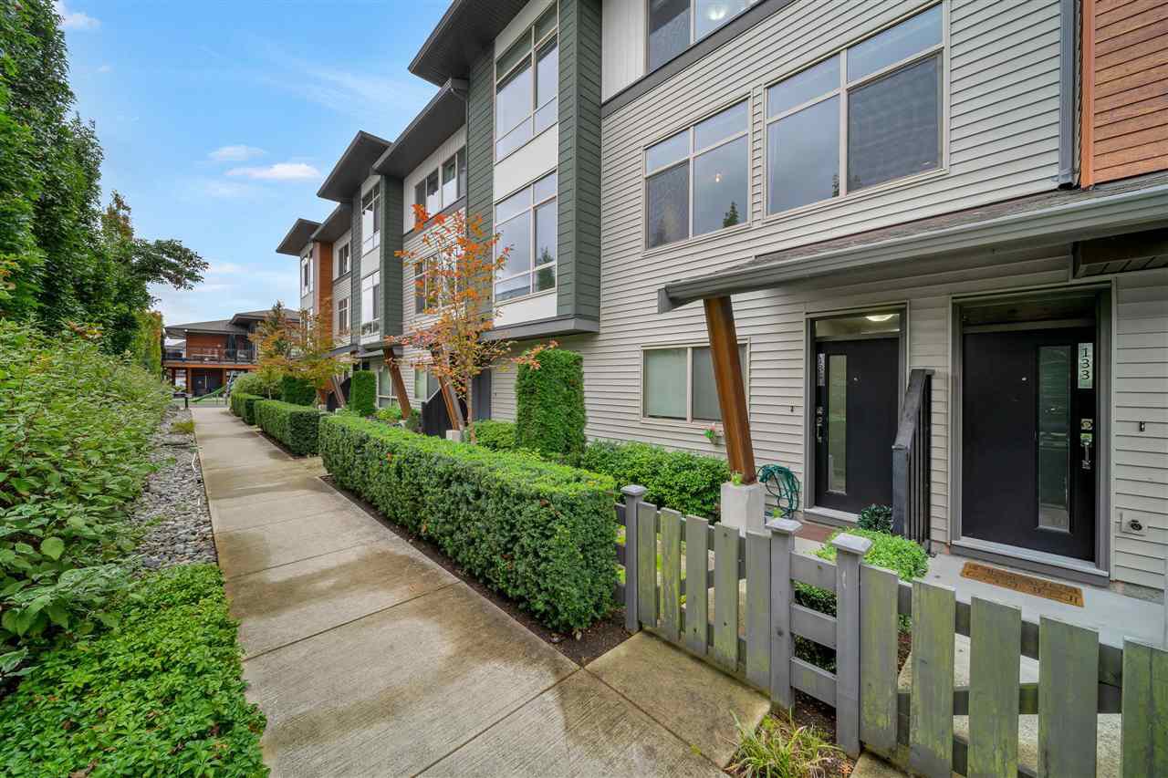 Main Photo: 134 8473 163 STREET in Surrey: Fleetwood Tynehead Townhouse for sale : MLS®# R2510826