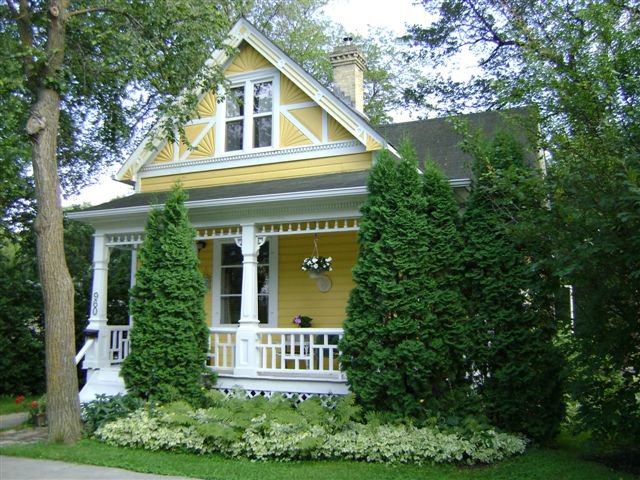 Main Photo: 960 DE L'EGLISE Avenue in WINNIPEG: Fort Garry / Whyte Ridge / St Norbert Residential for sale (South Winnipeg) : MLS®# 1015766