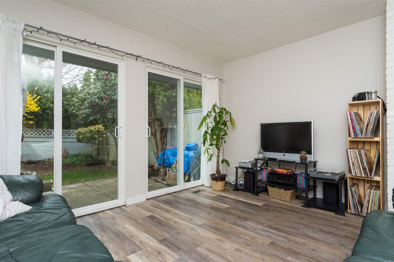 Main Photo: 18 3031 WILLIAMS ROAD in Richmond: Seafair Townhouse for sale : MLS®# R2152876