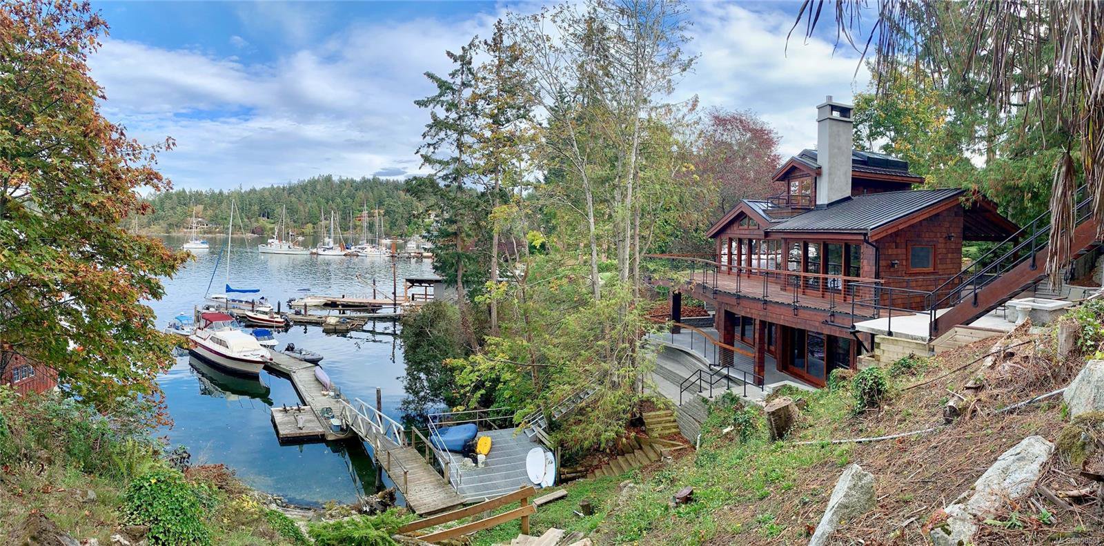 Main Photo: 10968 Madrona Dr in : NS Deep Cove House for sale (North Saanich) : MLS®# 858504