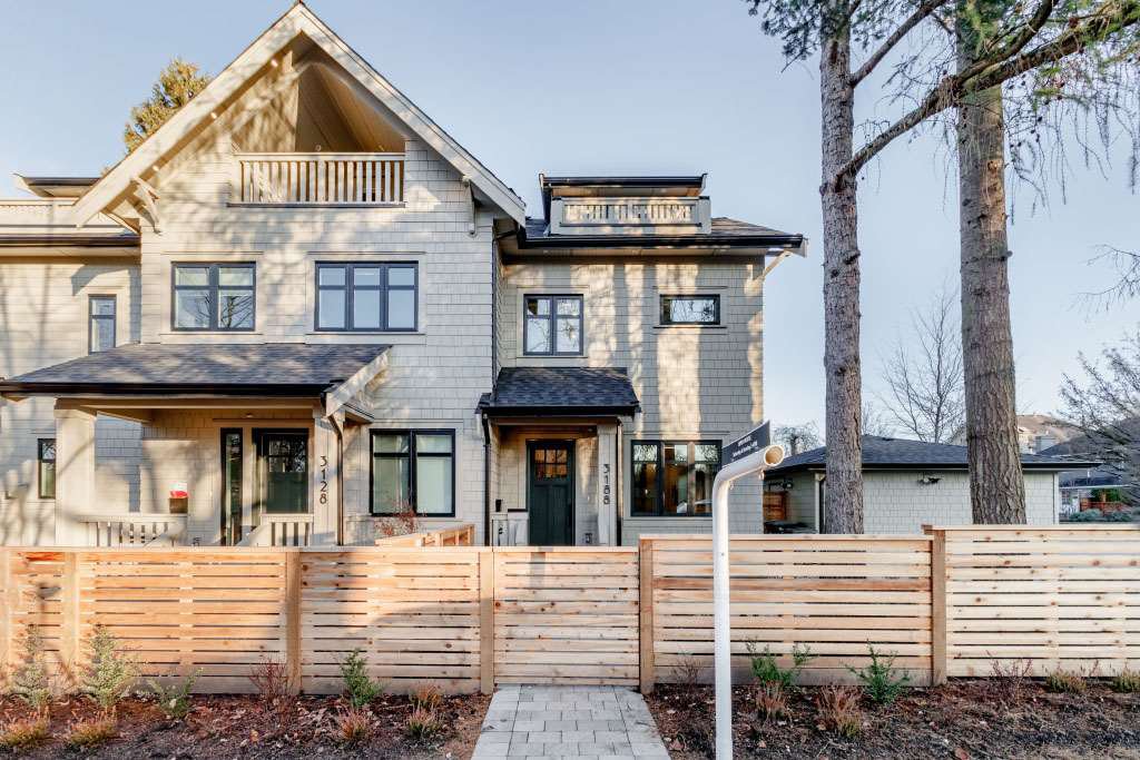 Main Photo: 3188 INVERNESS STREET in Vancouver: Mount Pleasant VE Townhouse for sale (Vancouver East) : MLS®# R2431089