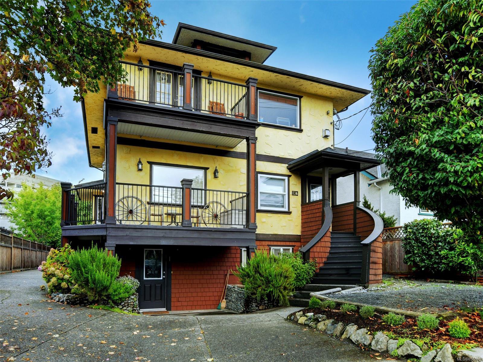 Main Photo: 2 436 Niagara St in : Vi James Bay Row/Townhouse for sale (Victoria) : MLS®# 856895